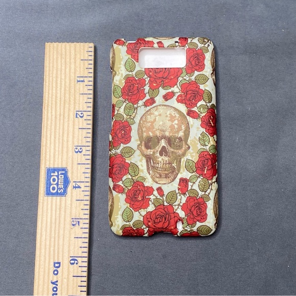 Motorola Droid Razr Maxx Ultra Skull and Roses Phone Case - Picture 6 of 7